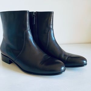 APC Brown Ankle Boots. Gorgeous!!